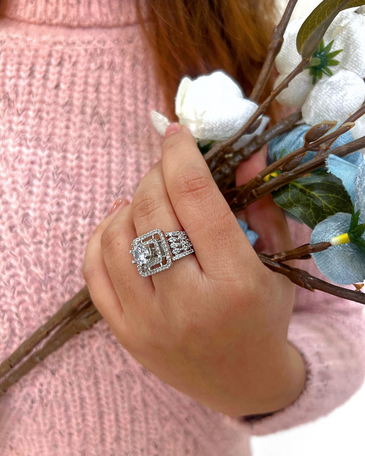 Luxe Aurora Adjustable Ring