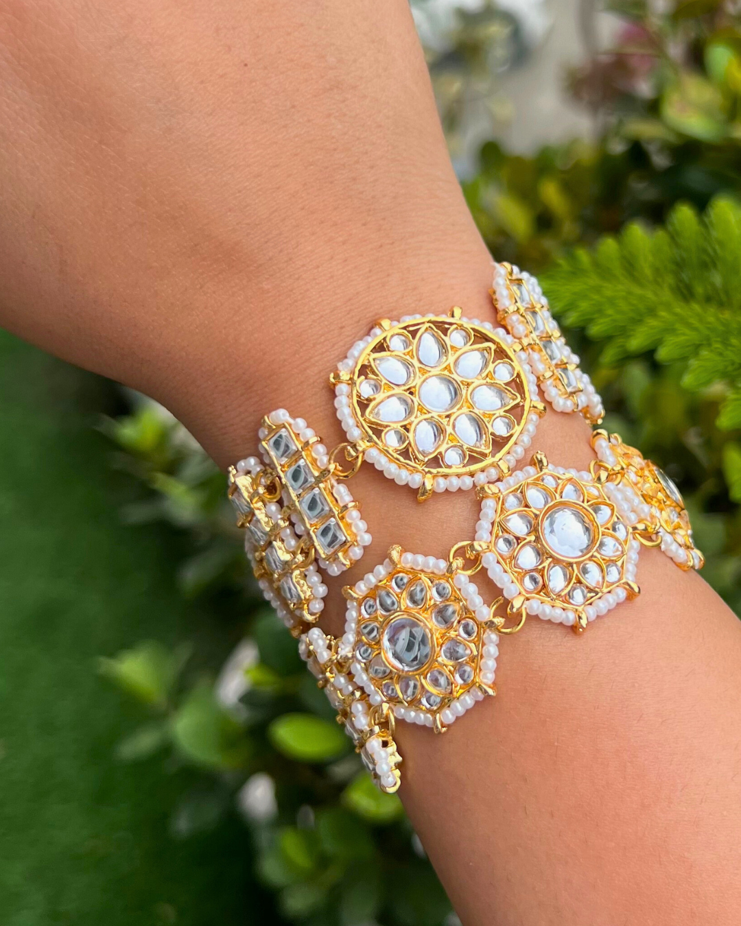 Nirali Kundan Harmony Bracelet (Adjustable)