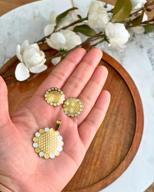 Aurelia Glow Pendant (Without Chain)