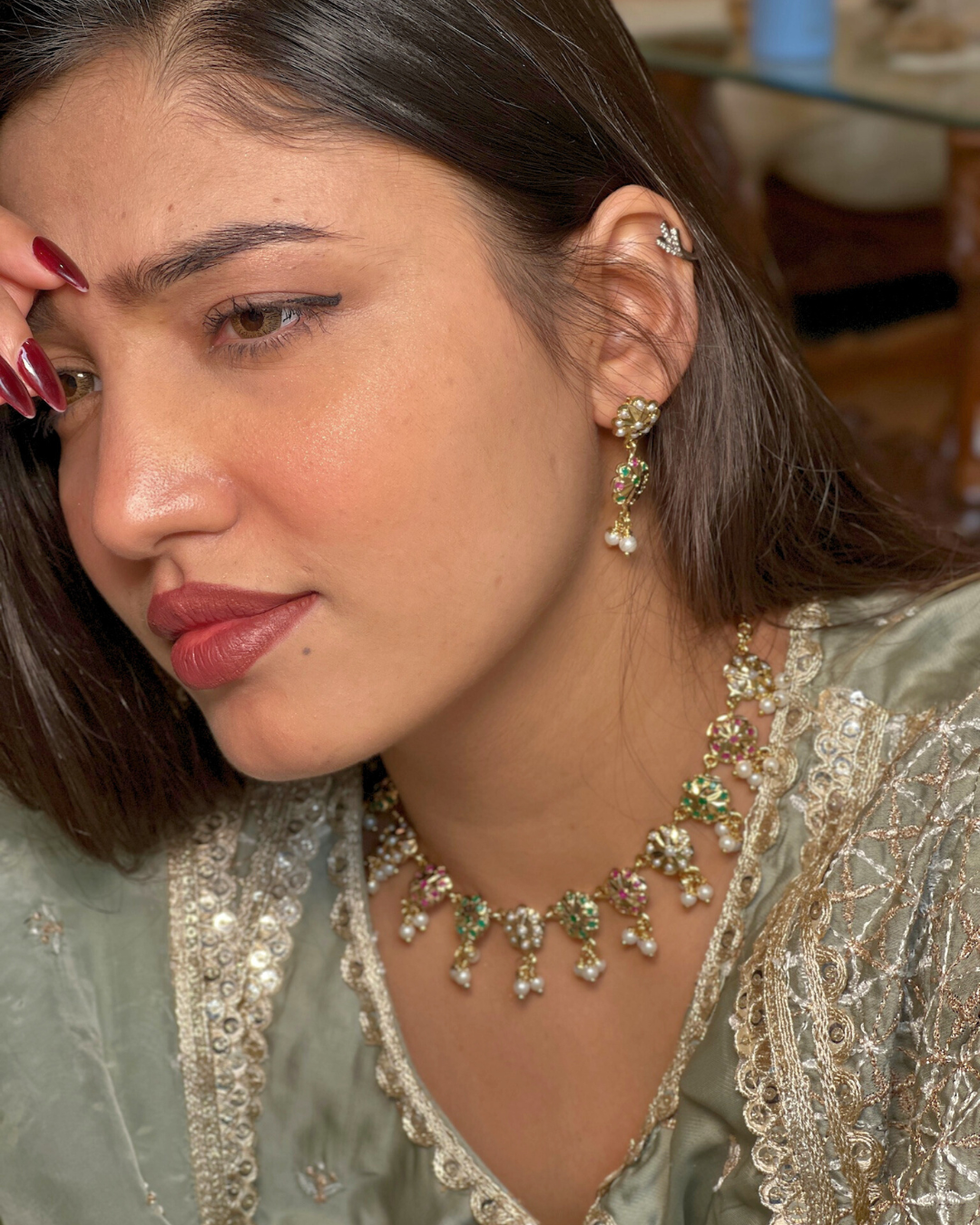 Multicolour Jadau Stone Necklace Set