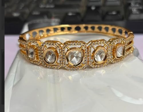 Moissanite Crystal-Studded Openable Bracelet