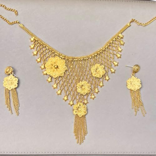 Garland of Roses Necklace