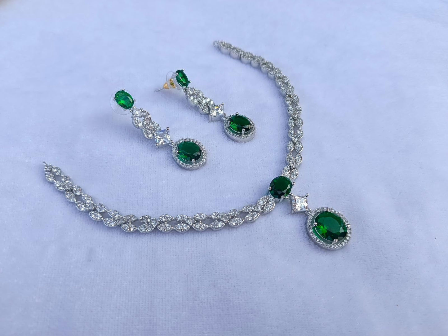 Lush Allure Necklace