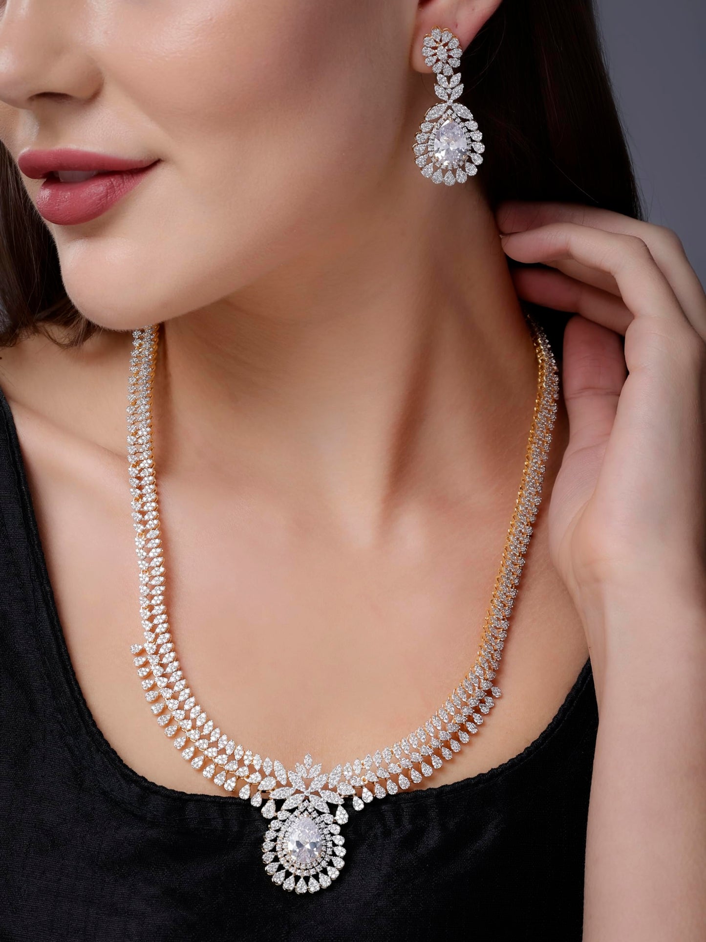 Royal Mirage Necklace Set