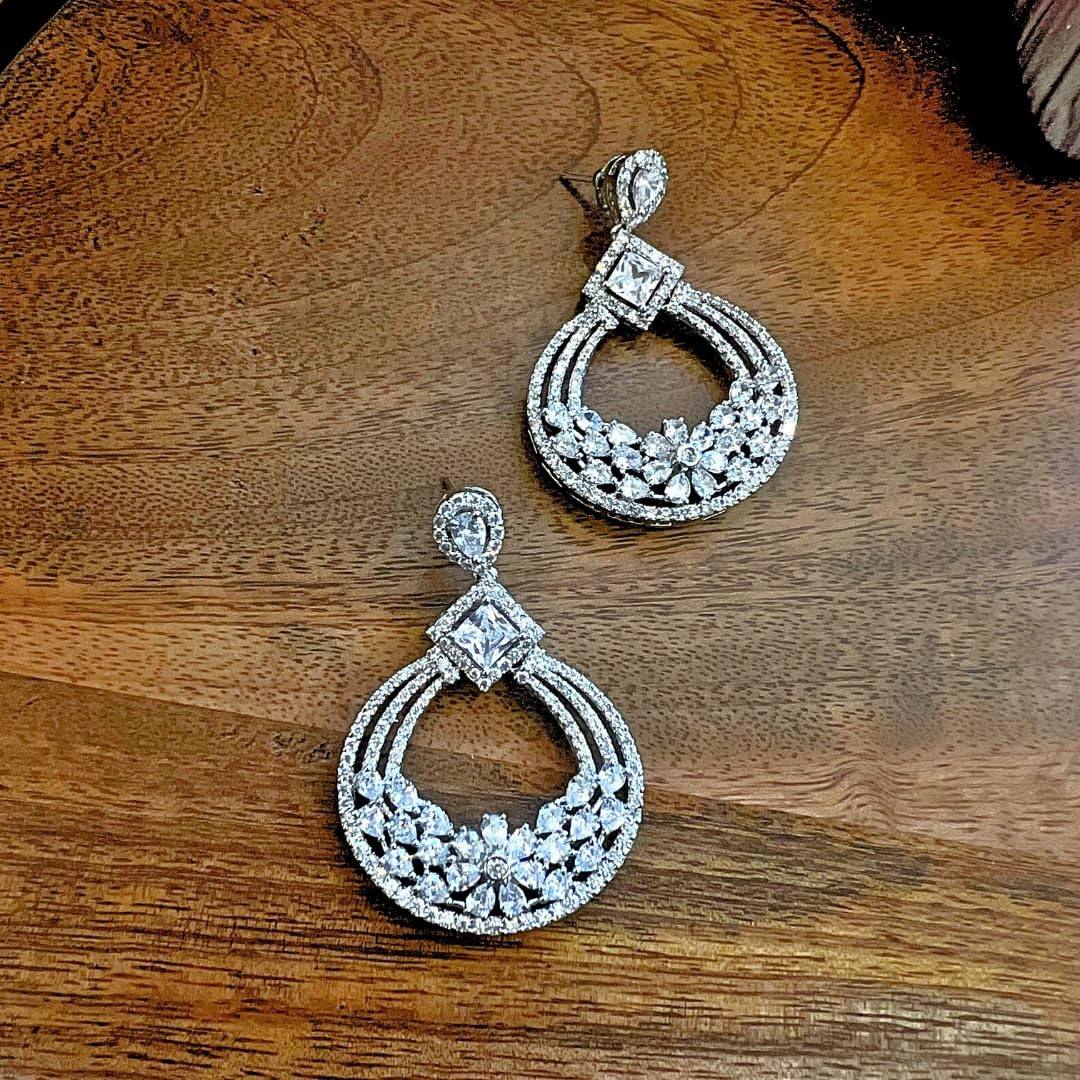 Opulent Shine Oval Earrings