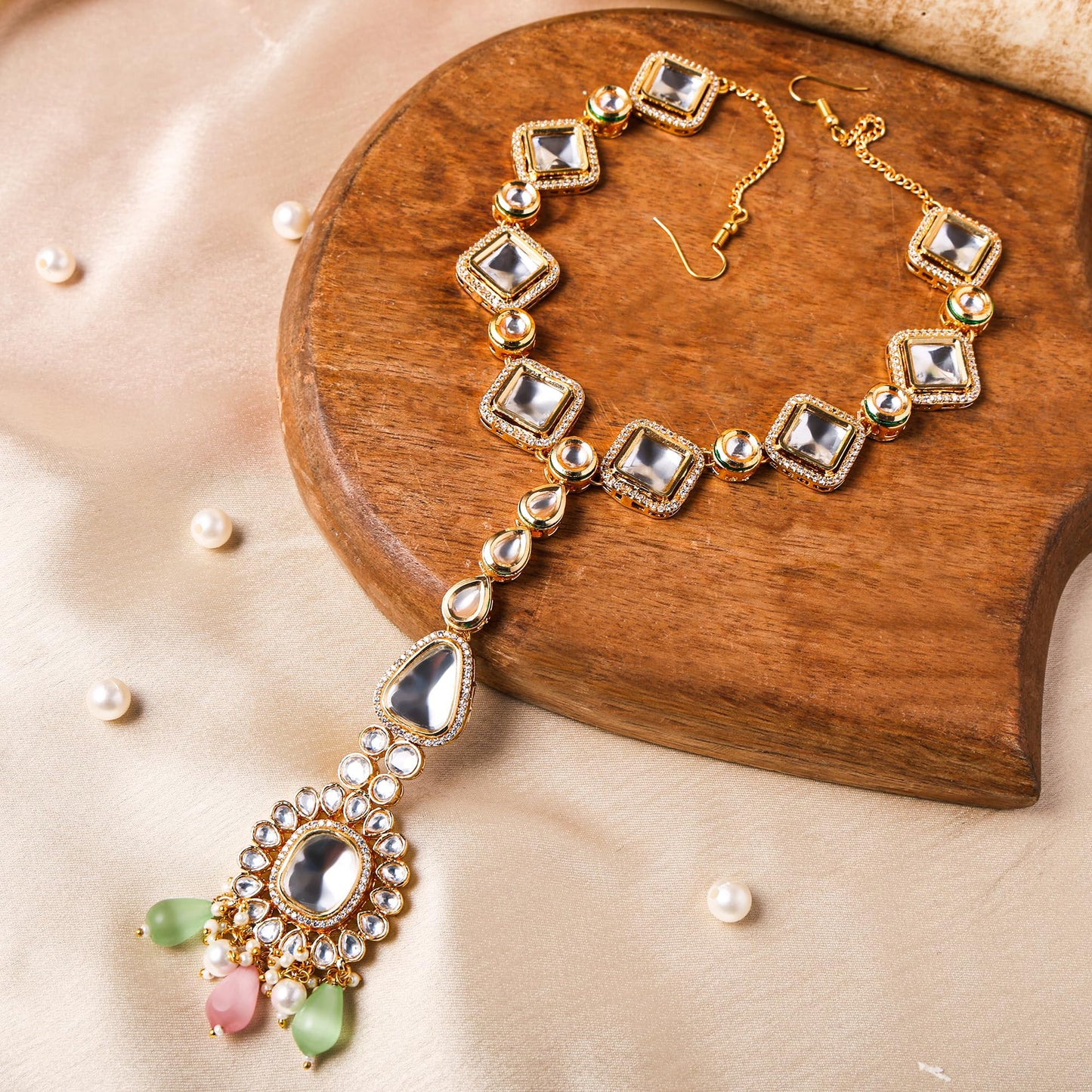 Kundan Pink and Green Mathapatti / Sheeshfool
